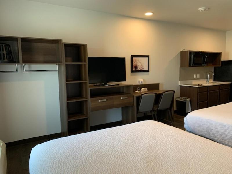 Candlewood Suites Pecos By Ihg Exterior photo
