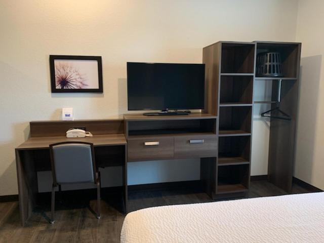 Candlewood Suites Pecos By Ihg Exterior photo